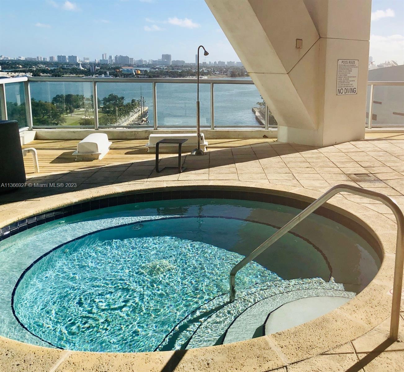 Hot tub