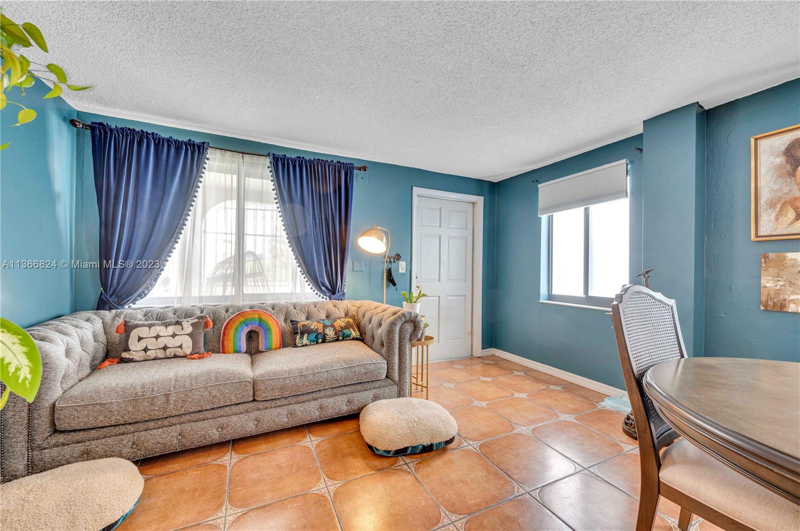 Listing Photo 12