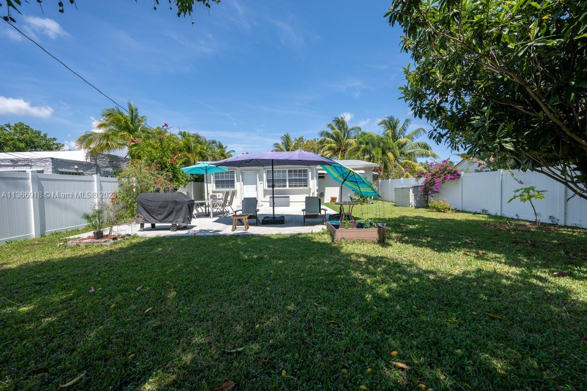 Listing Photo 16