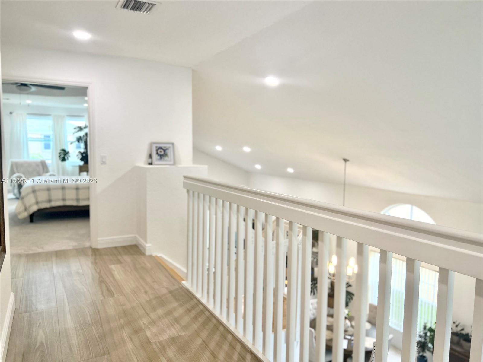 Listing Photo 17