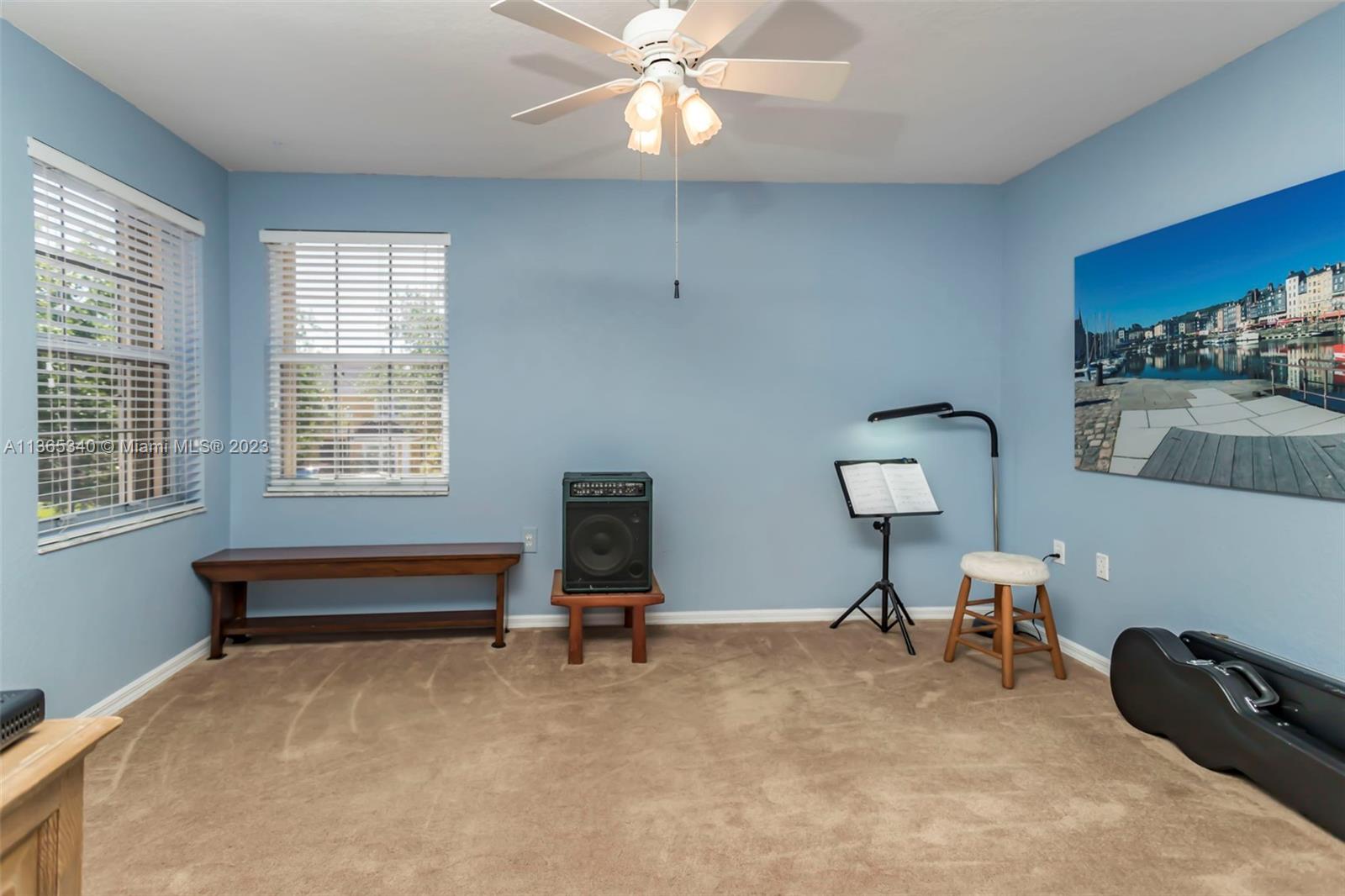 Listing Photo 23