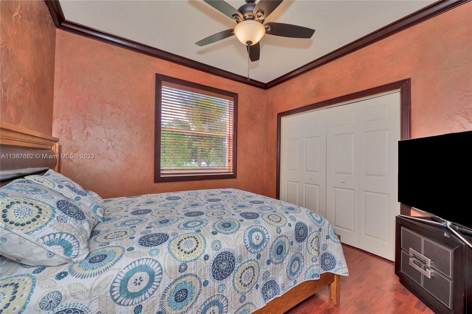 Listing Photo 19