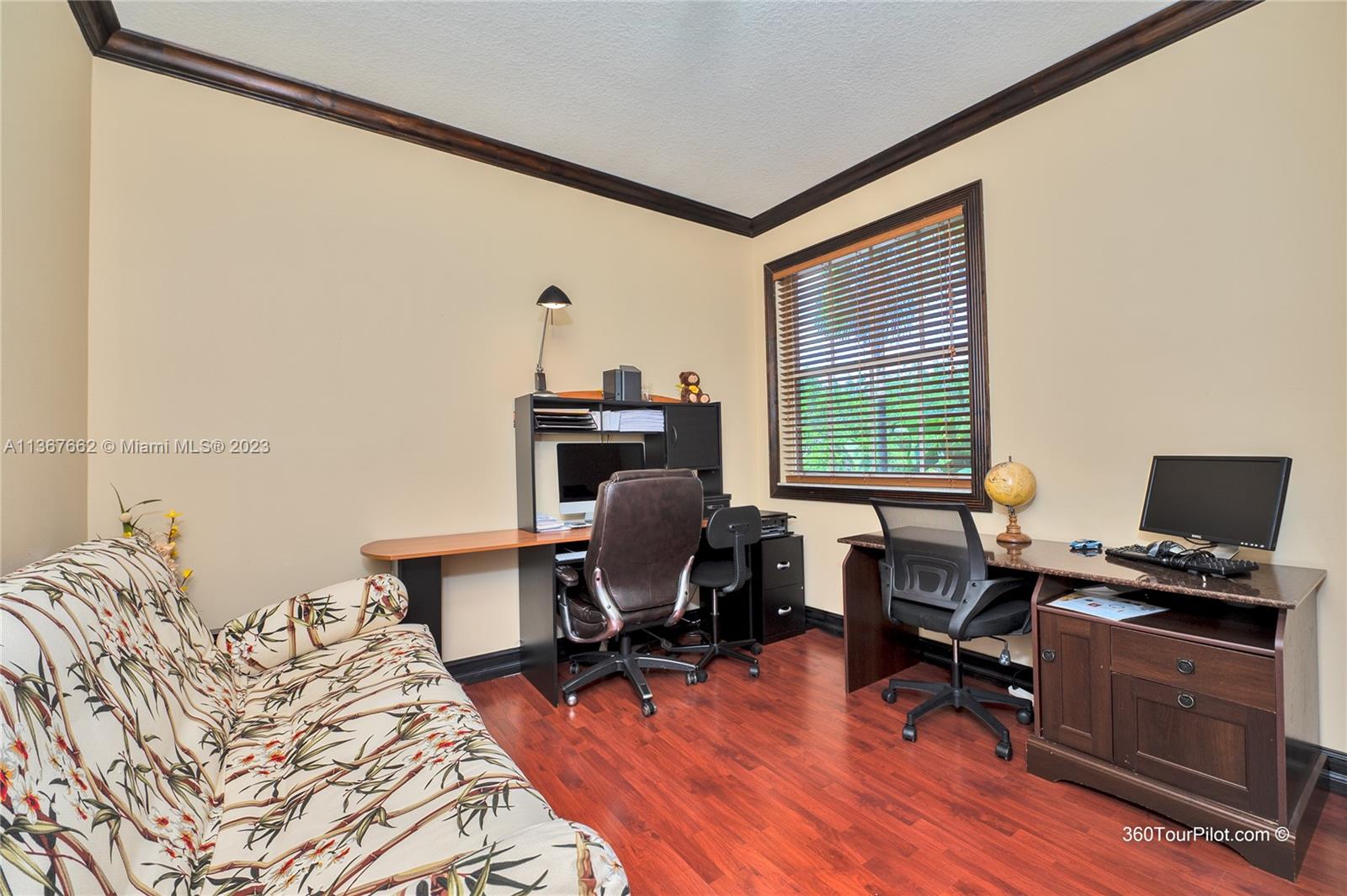 Listing Photo 21