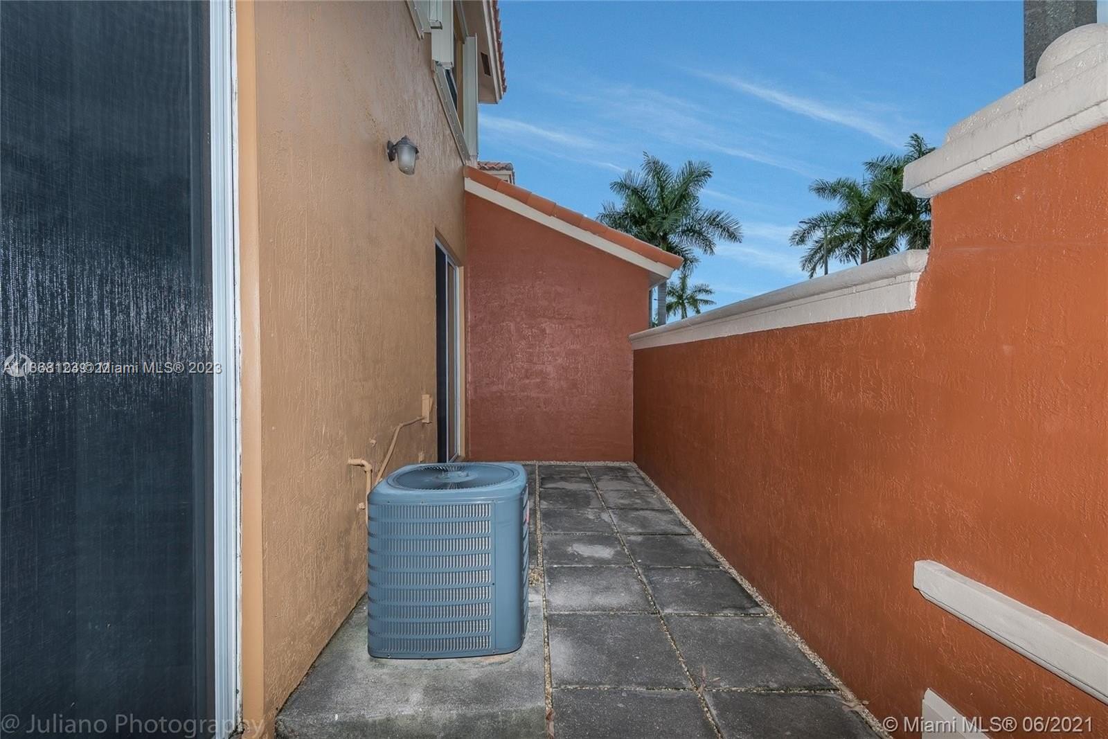 11539 NW 60th Ter 312, Doral, Florida 33178, 3 Bedrooms Bedrooms, ,2 BathroomsBathrooms,Residentiallease,For Rent,11539 NW 60th Ter 312,A11368123
