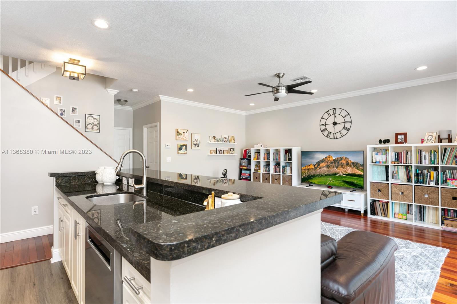 Listing Photo 15