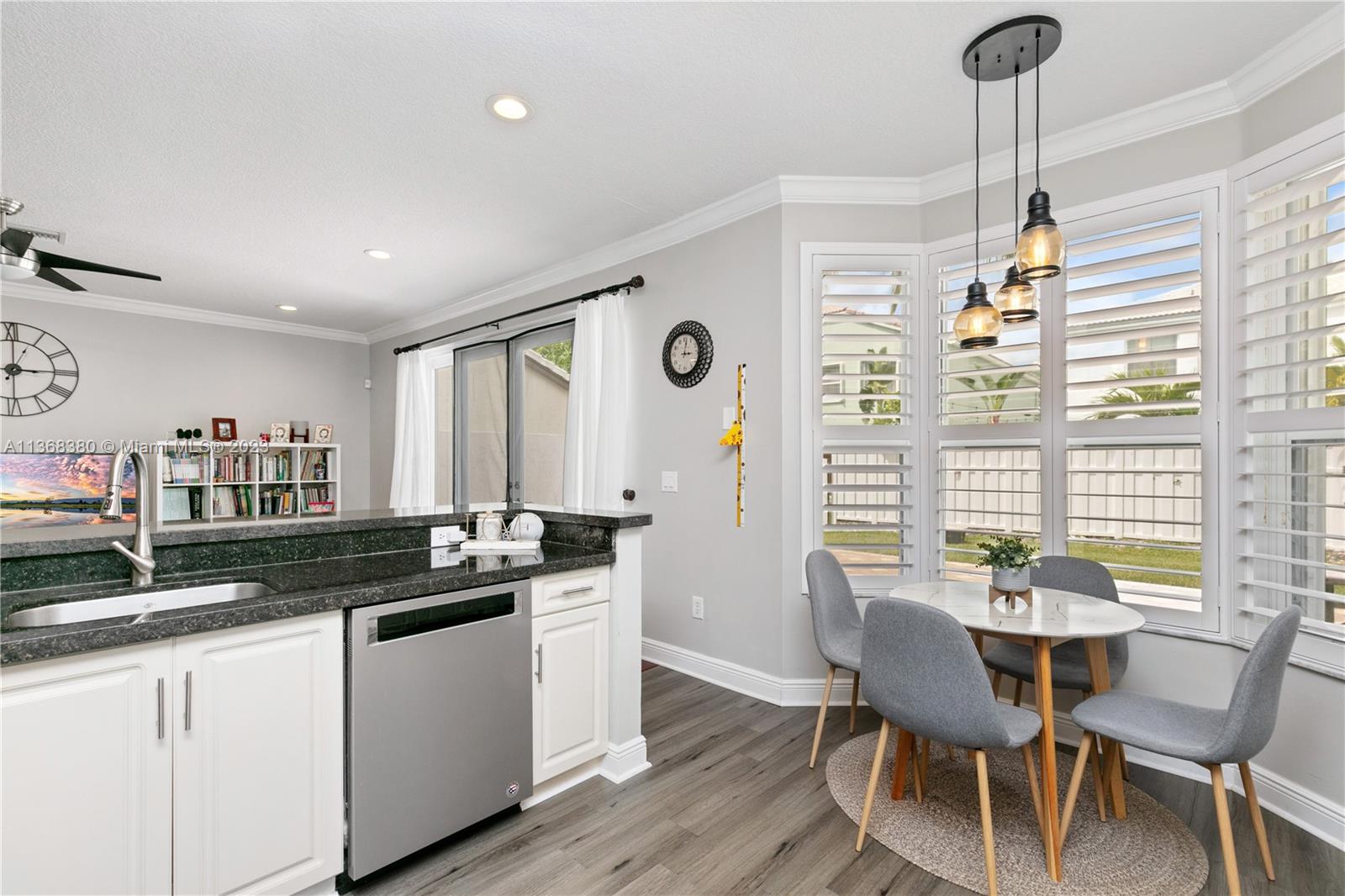 Listing Photo 18