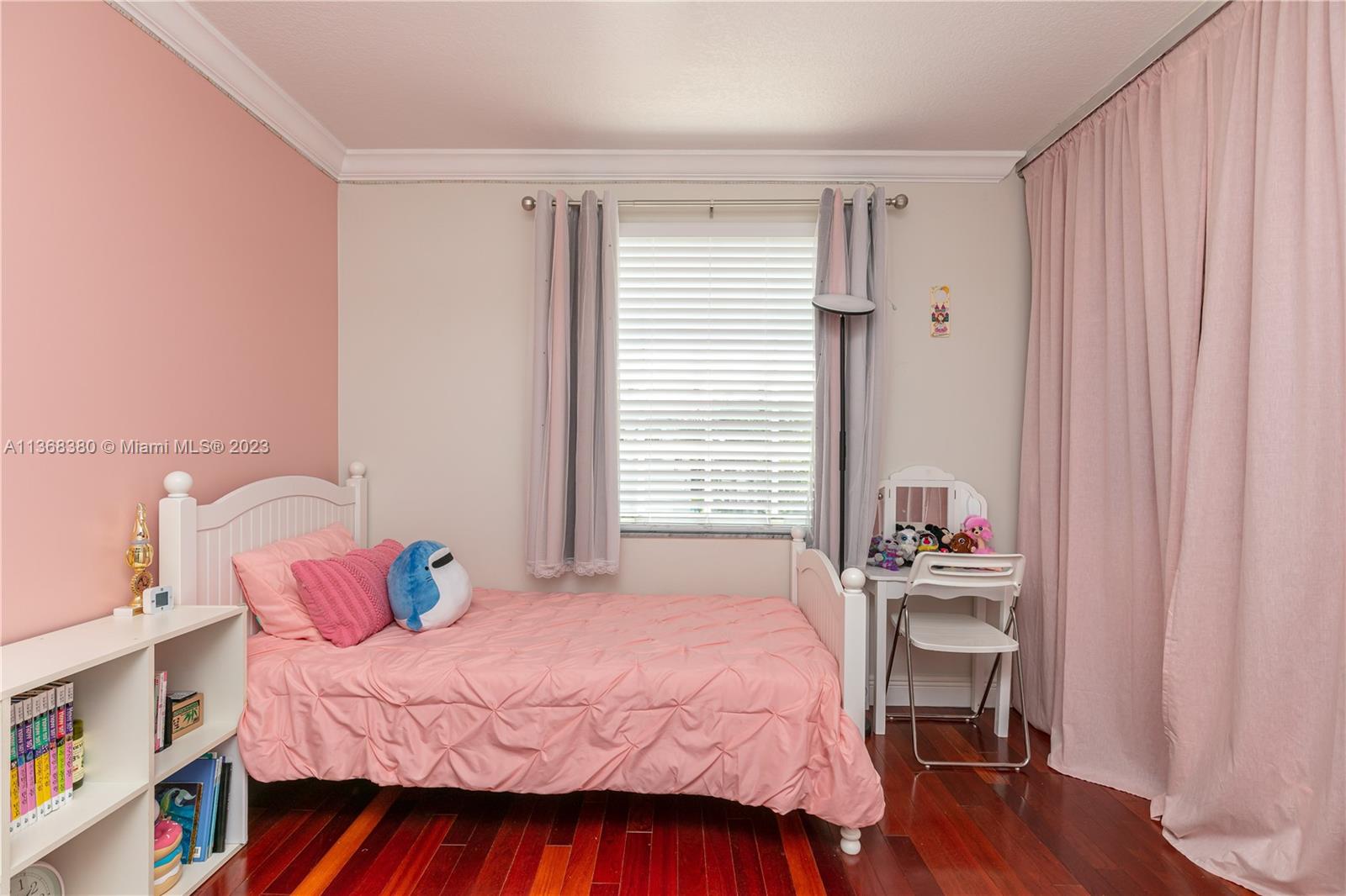 Listing Photo 32
