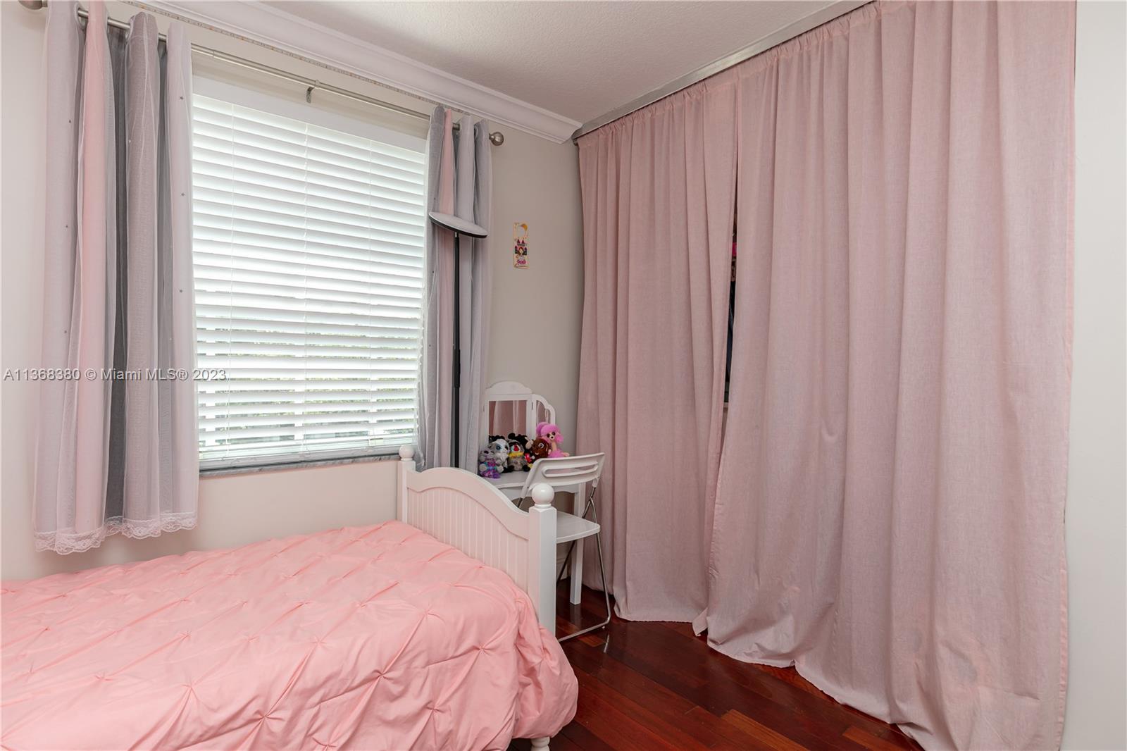 Listing Photo 33