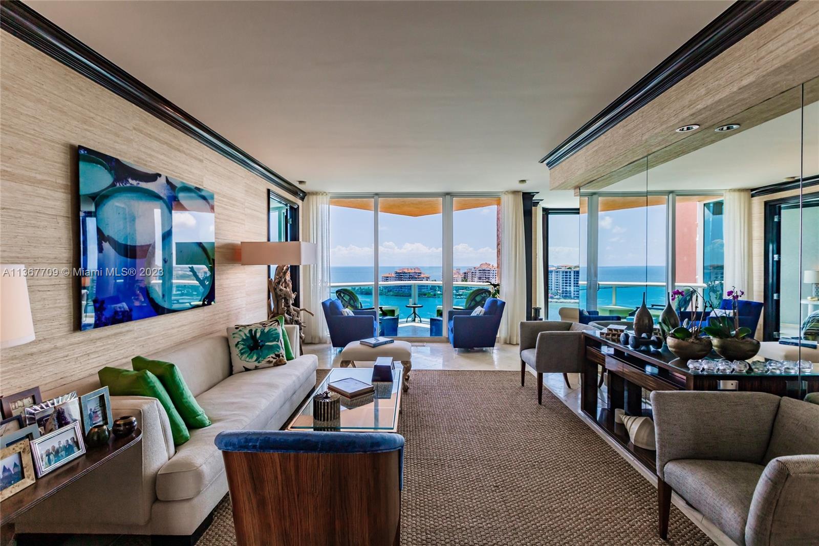 300 S Pointe Dr #1604 For Sale A11367709, FL