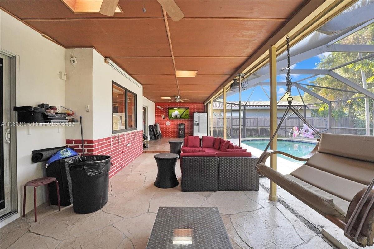 Listing Photo 23