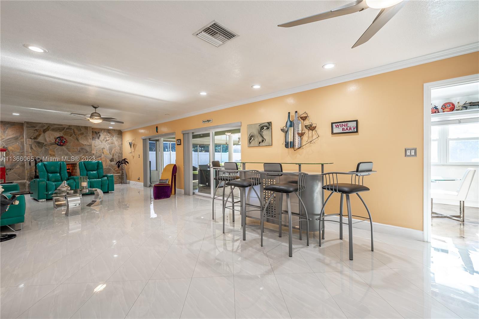 Listing Photo 16