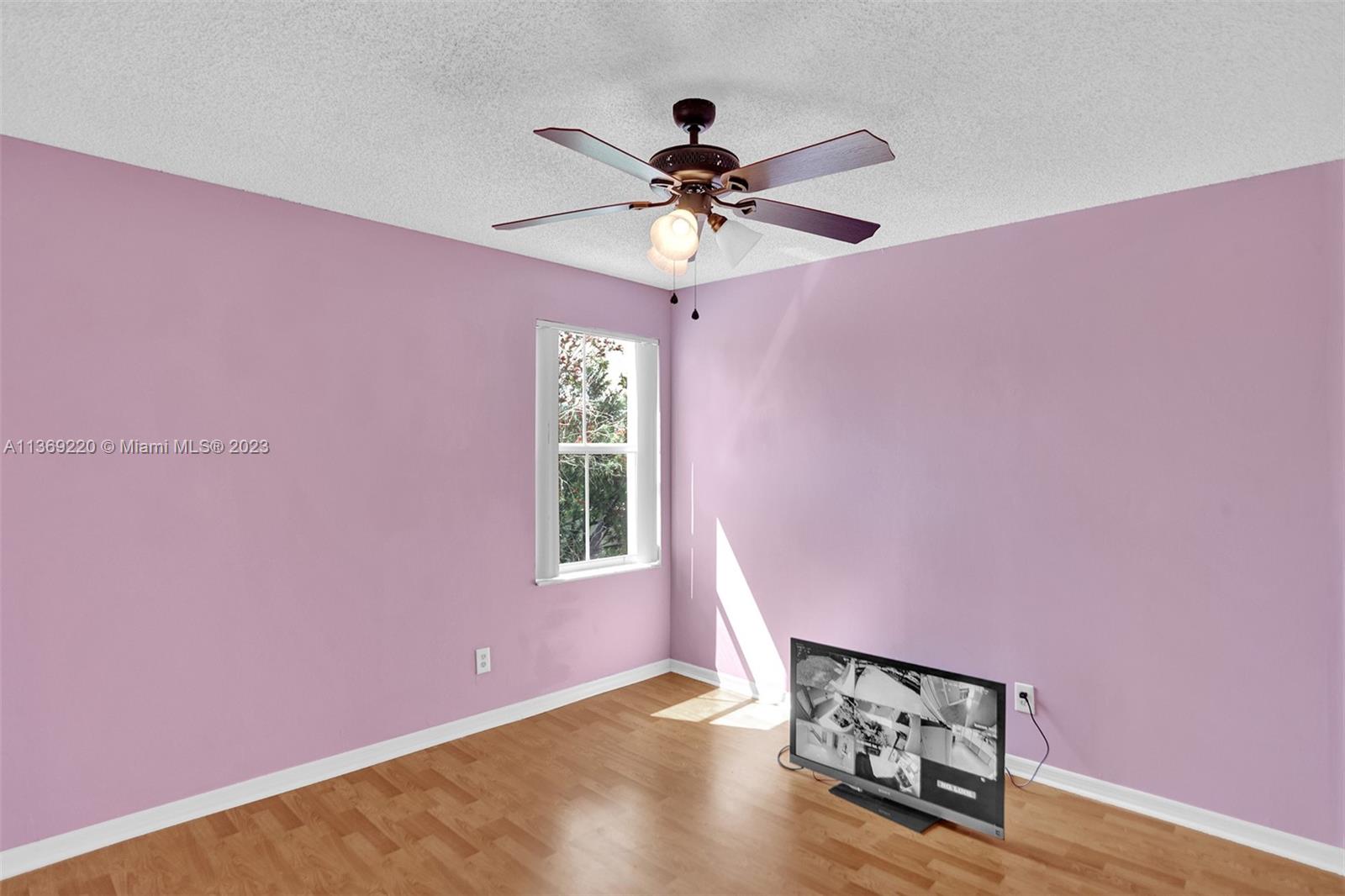 Listing Photo 27