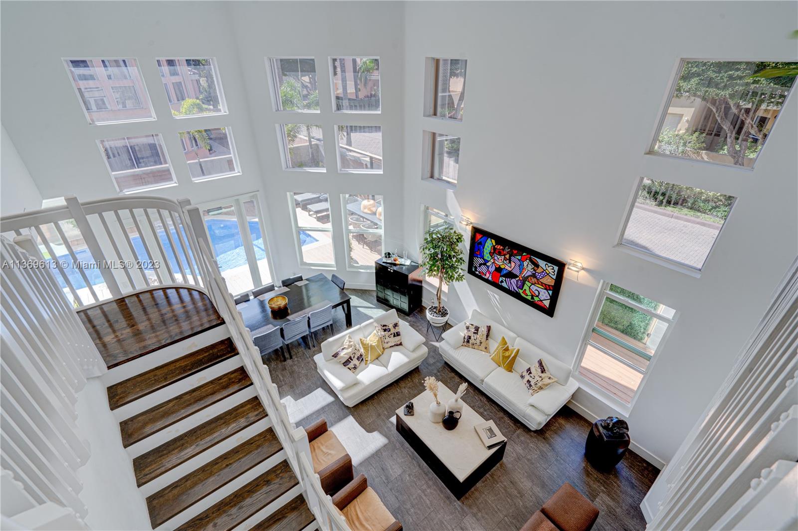 Listing Photo 10