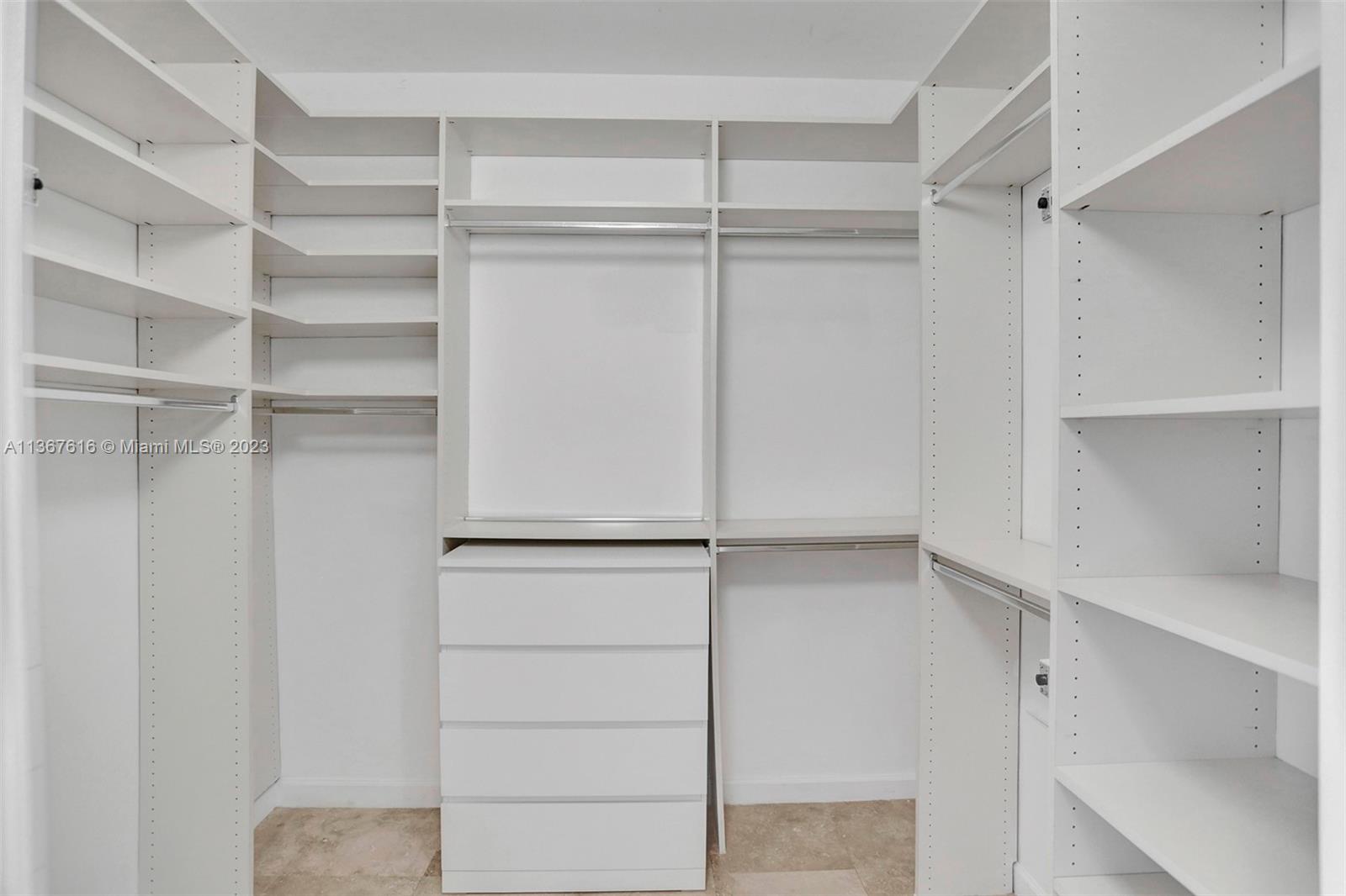 Spacious walking closet!