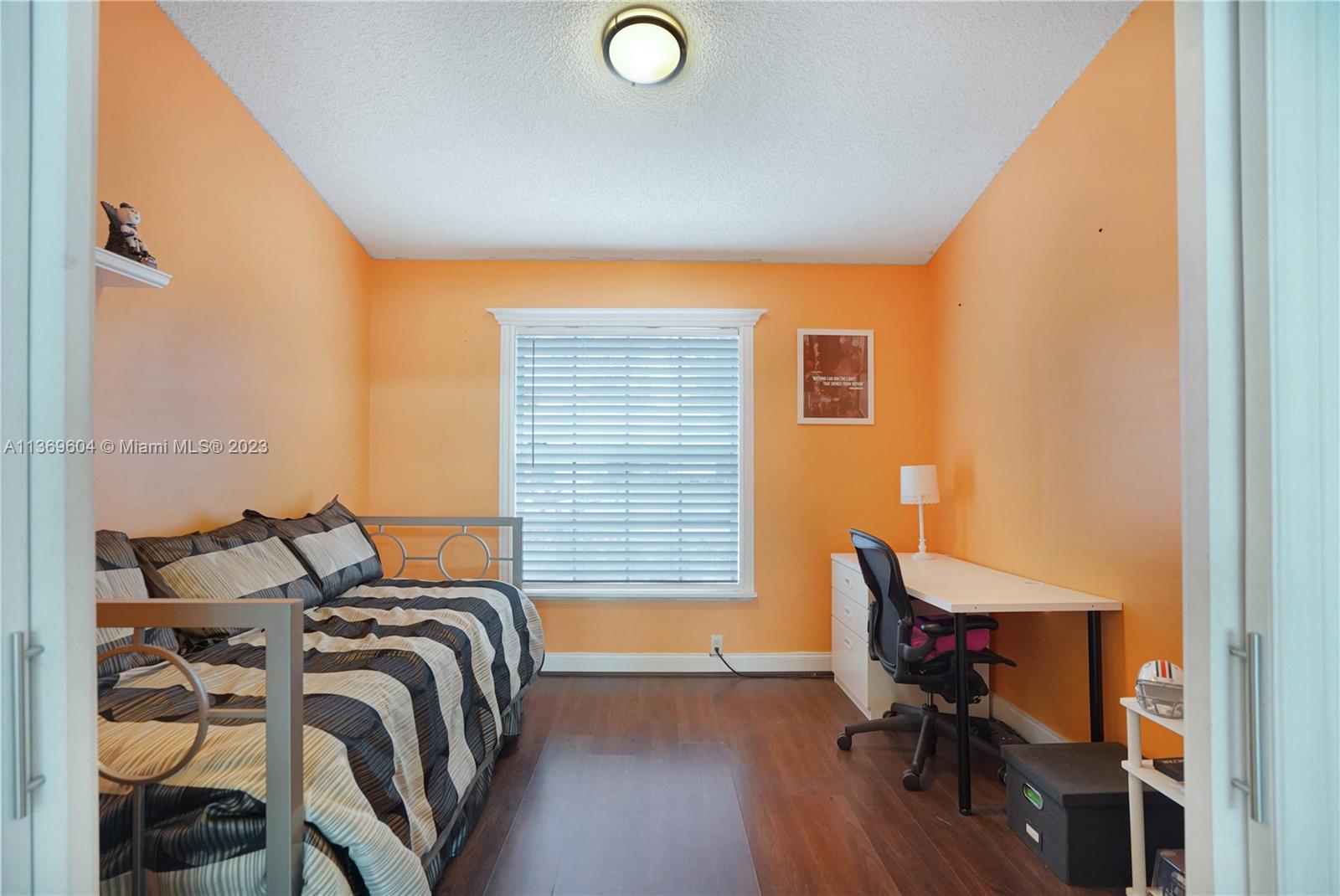 Listing Photo 11