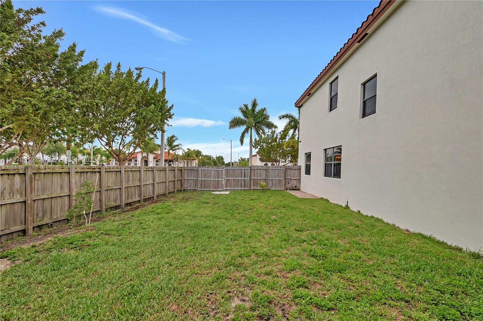 double fence opening to store boat or rv