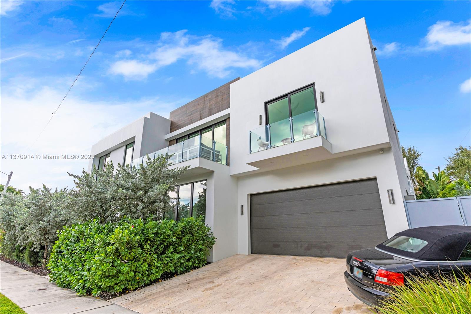 Amazing curb appeal, large driveway, gated area for golf cart.