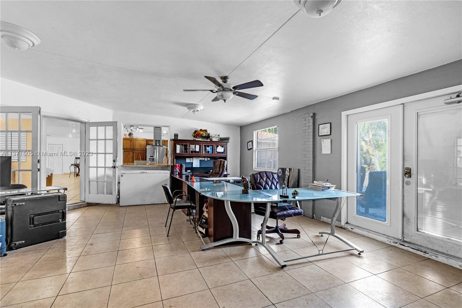 Listing Photo 9