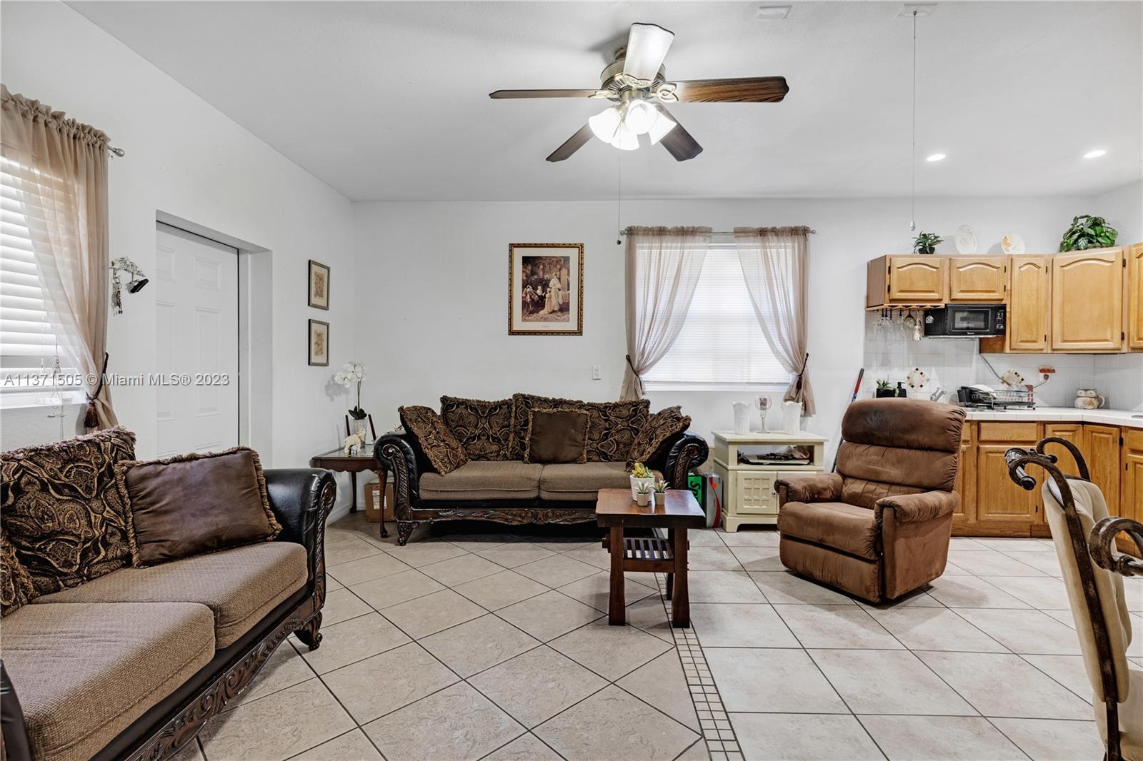 Listing Photo 28
