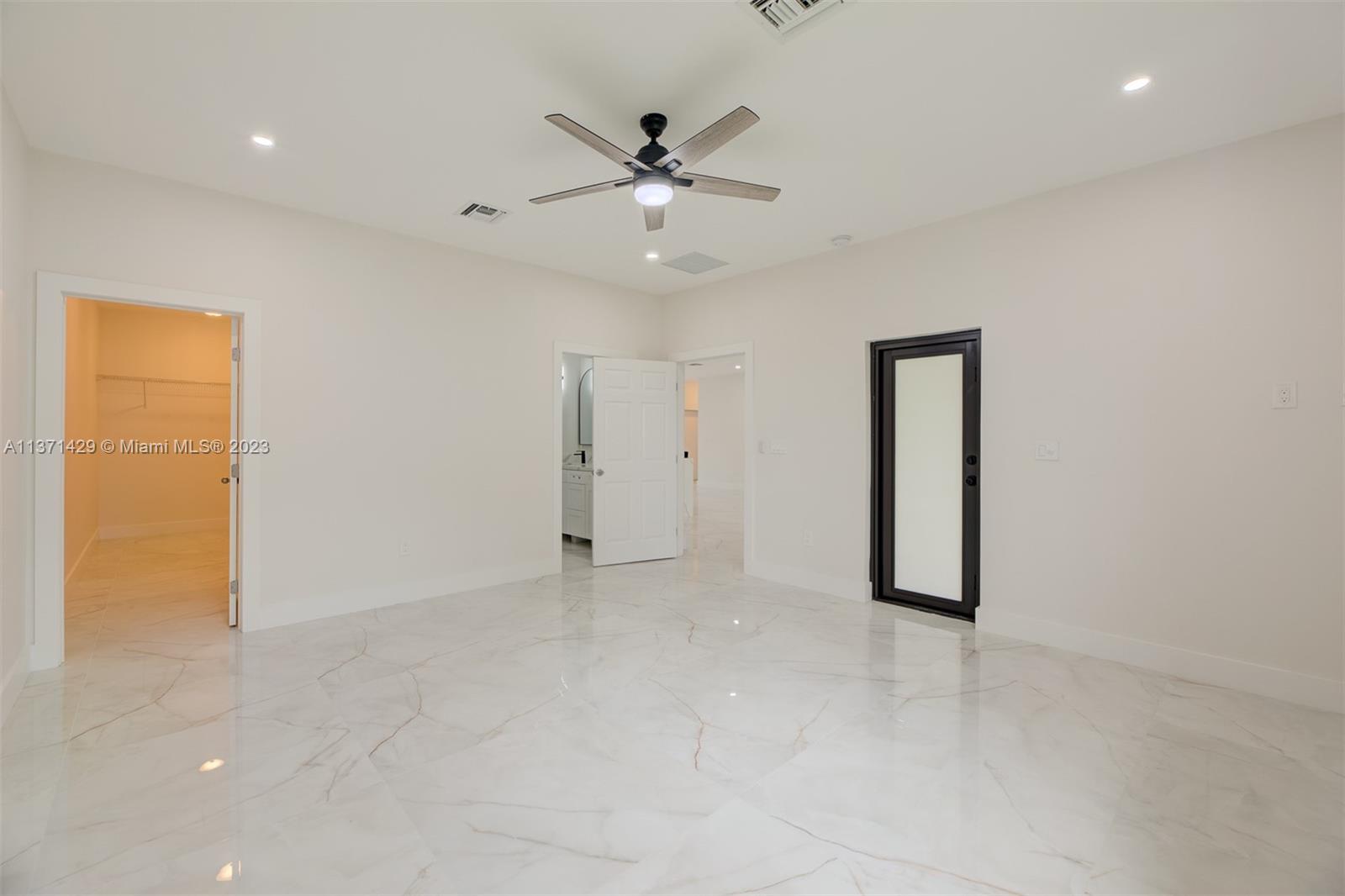 Listing Photo 24