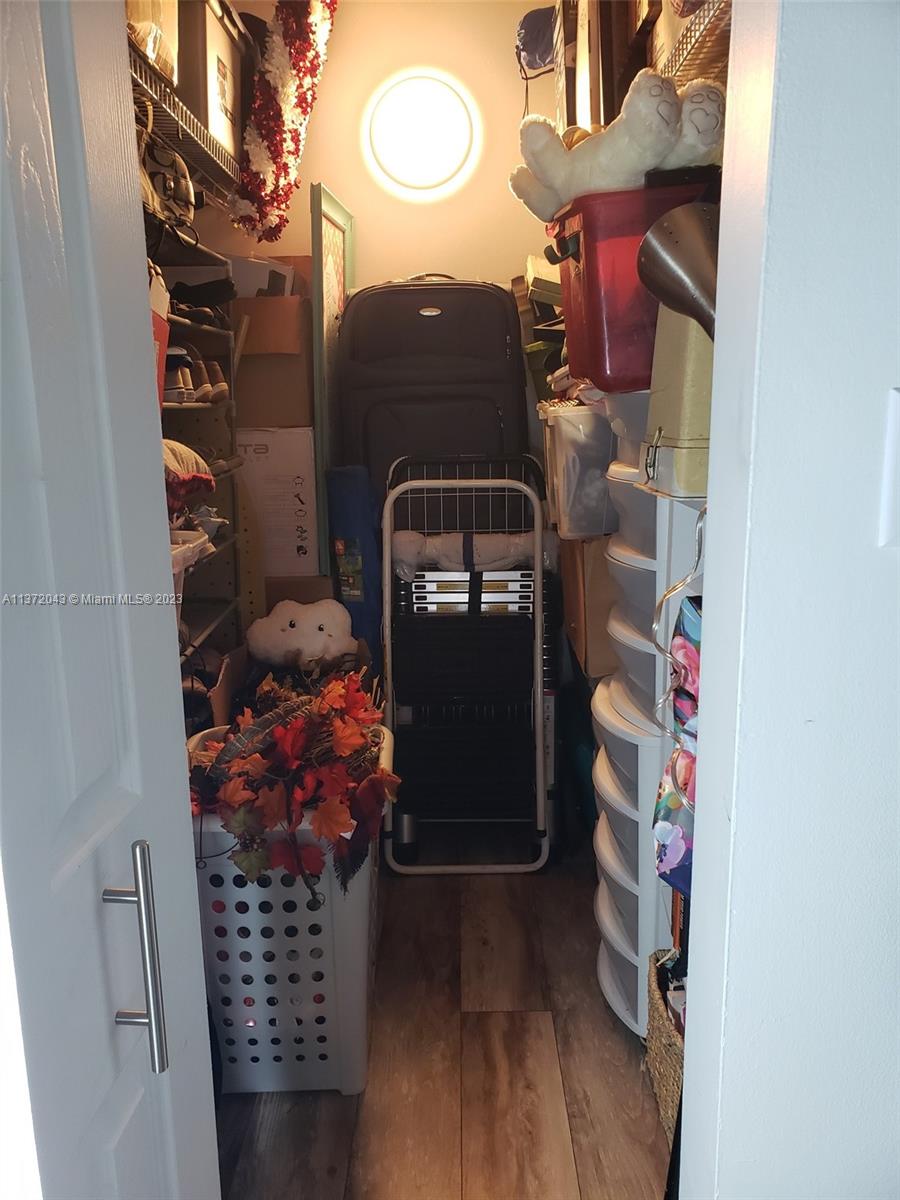 Listing Photo 20