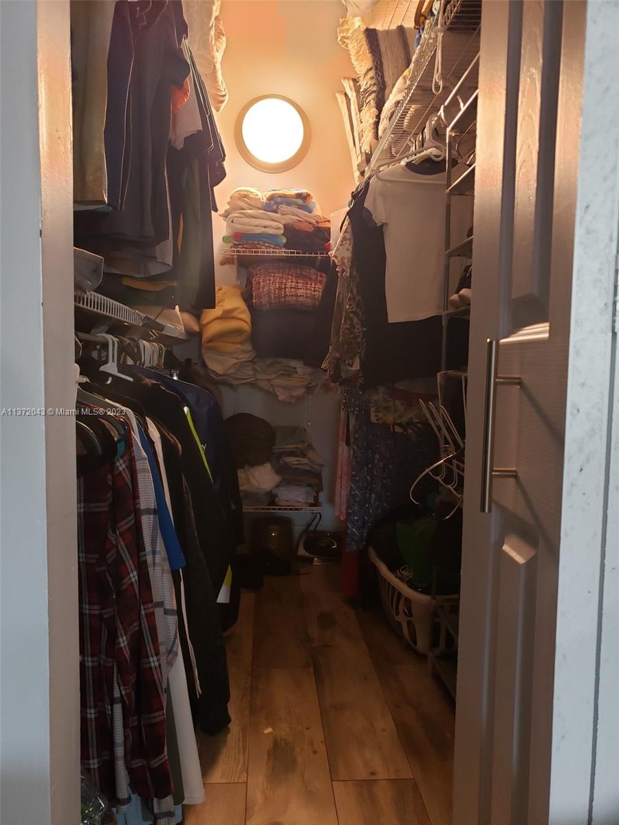 Listing Photo 28