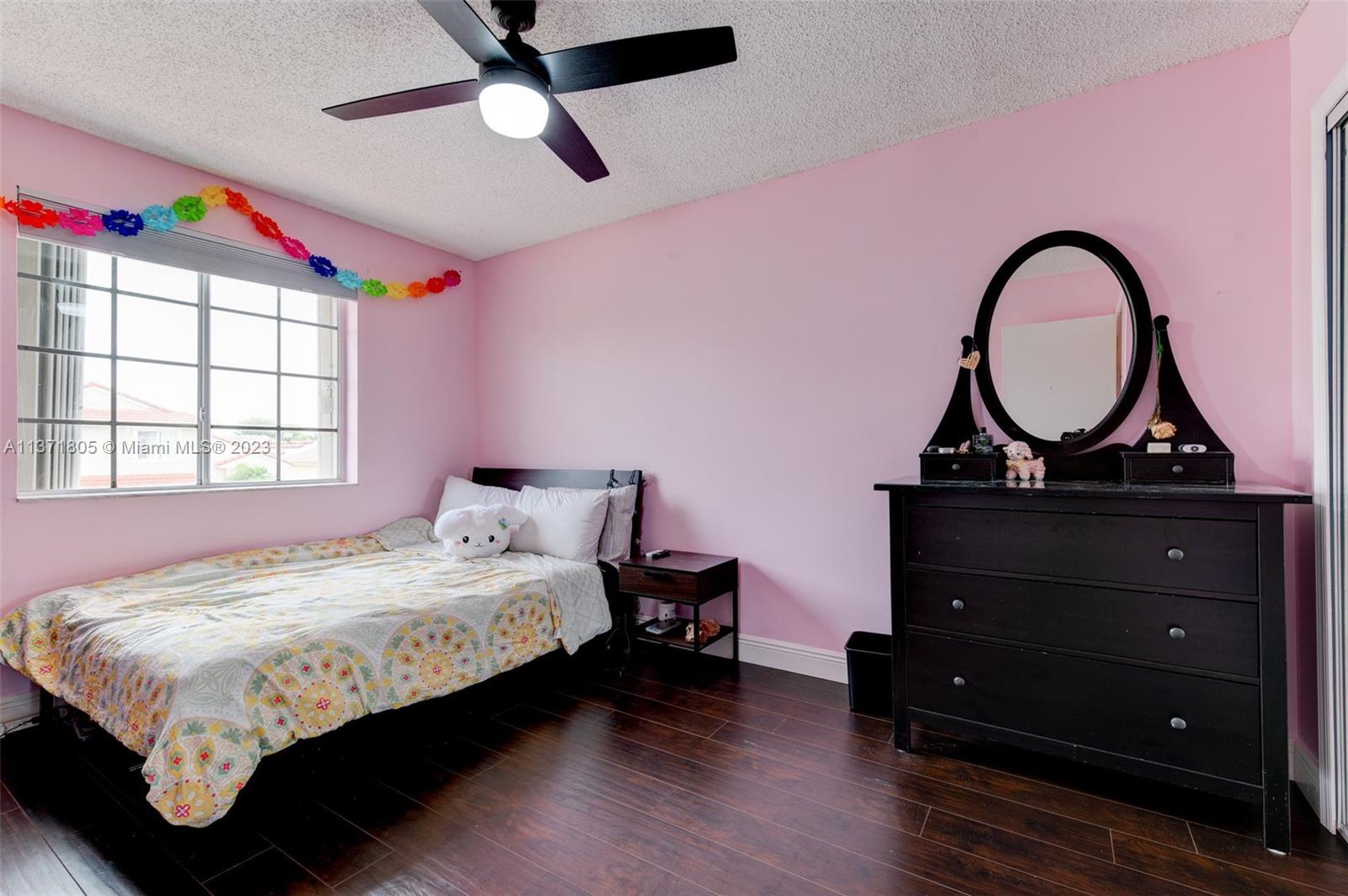 Listing Photo 33