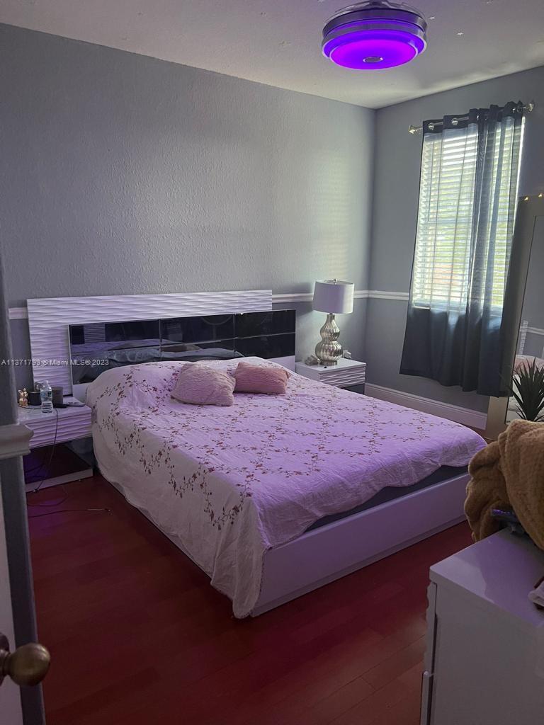 Listing Photo 14