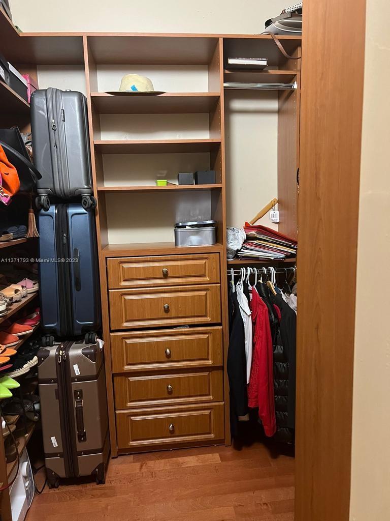 Listing Photo 17