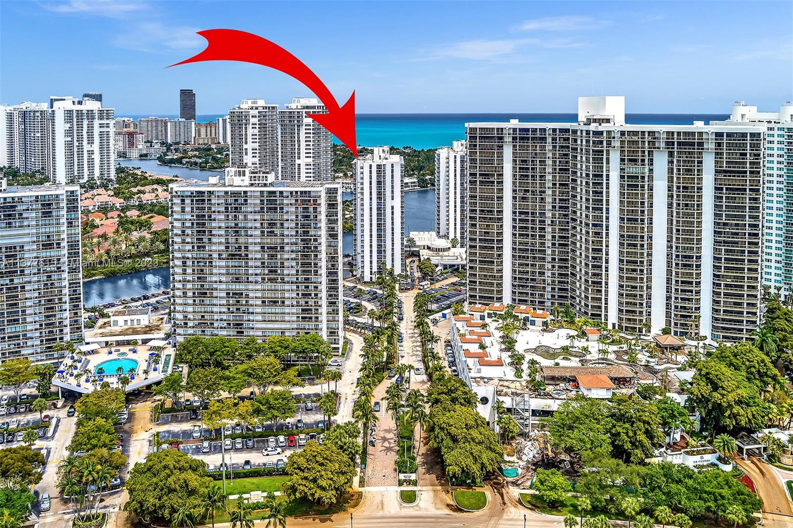 Unit has Direct Ocean and Intracoastal Views