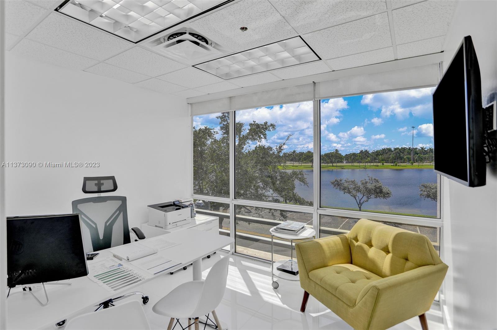 18501  Pines Blvd #201 For Sale A11373090, FL