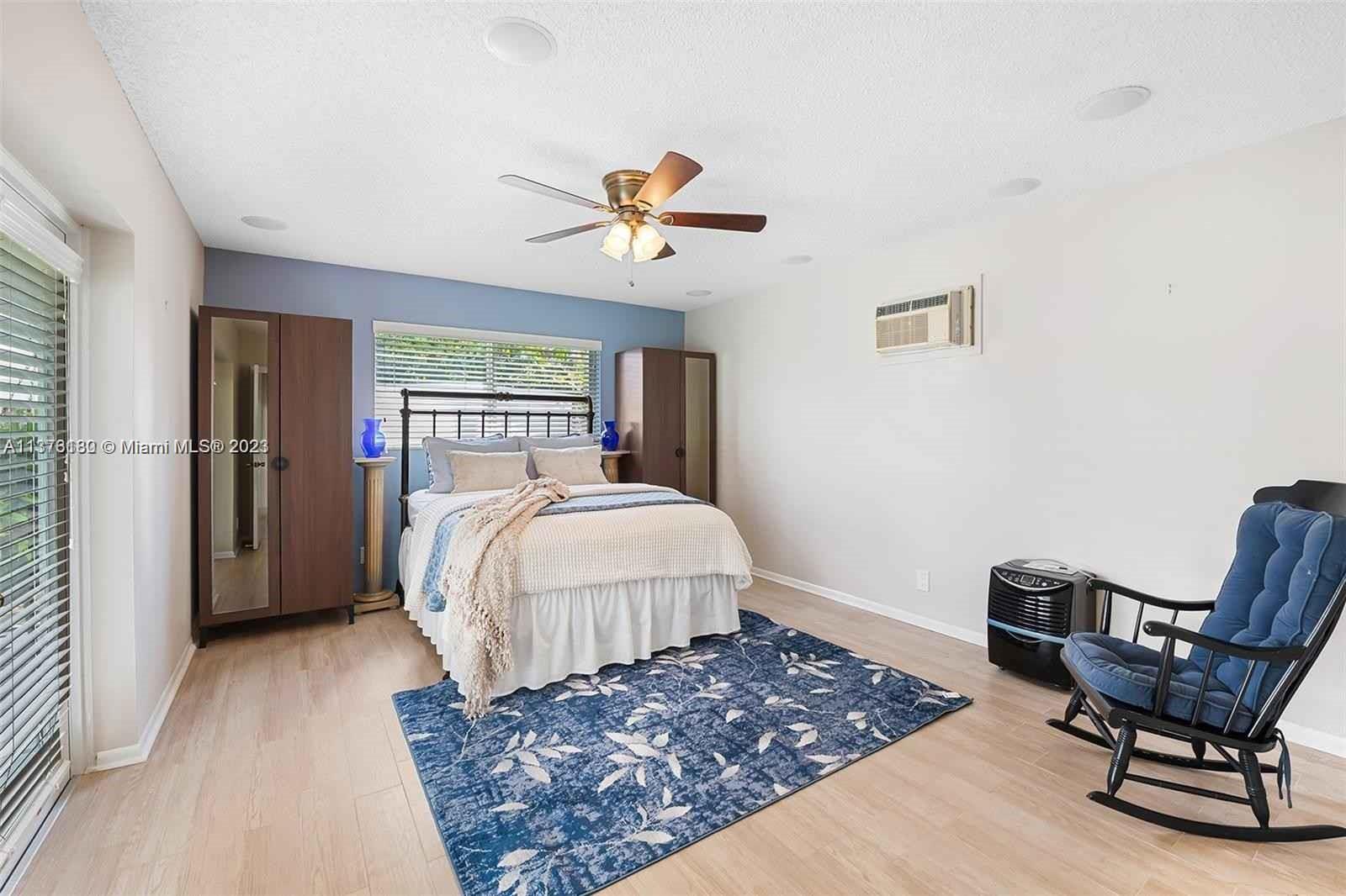 Listing Photo 20