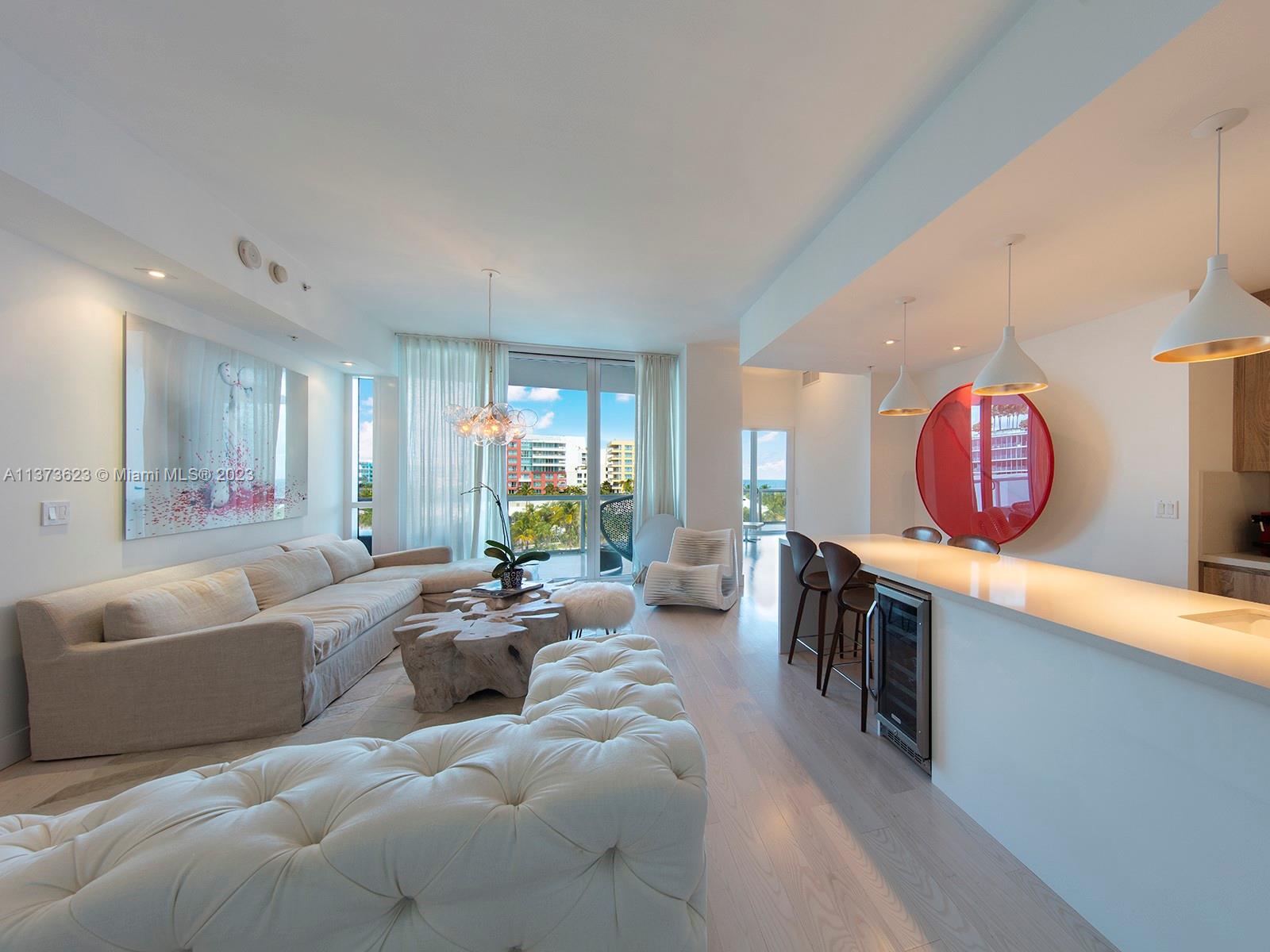 Photo 1 of Continuum South Beach North Apt 707 in Miami Beach - MLS A11373623