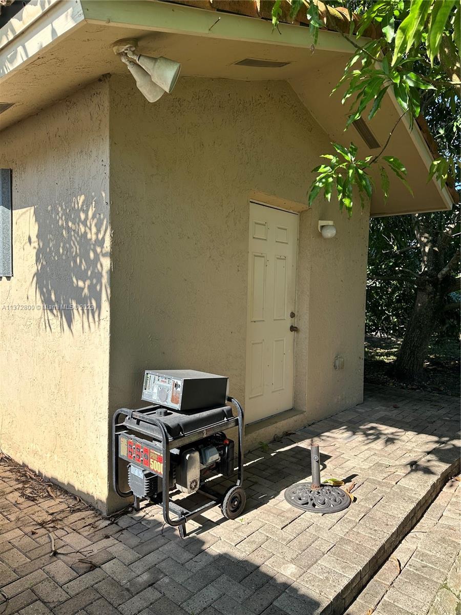 brick storage with electricity