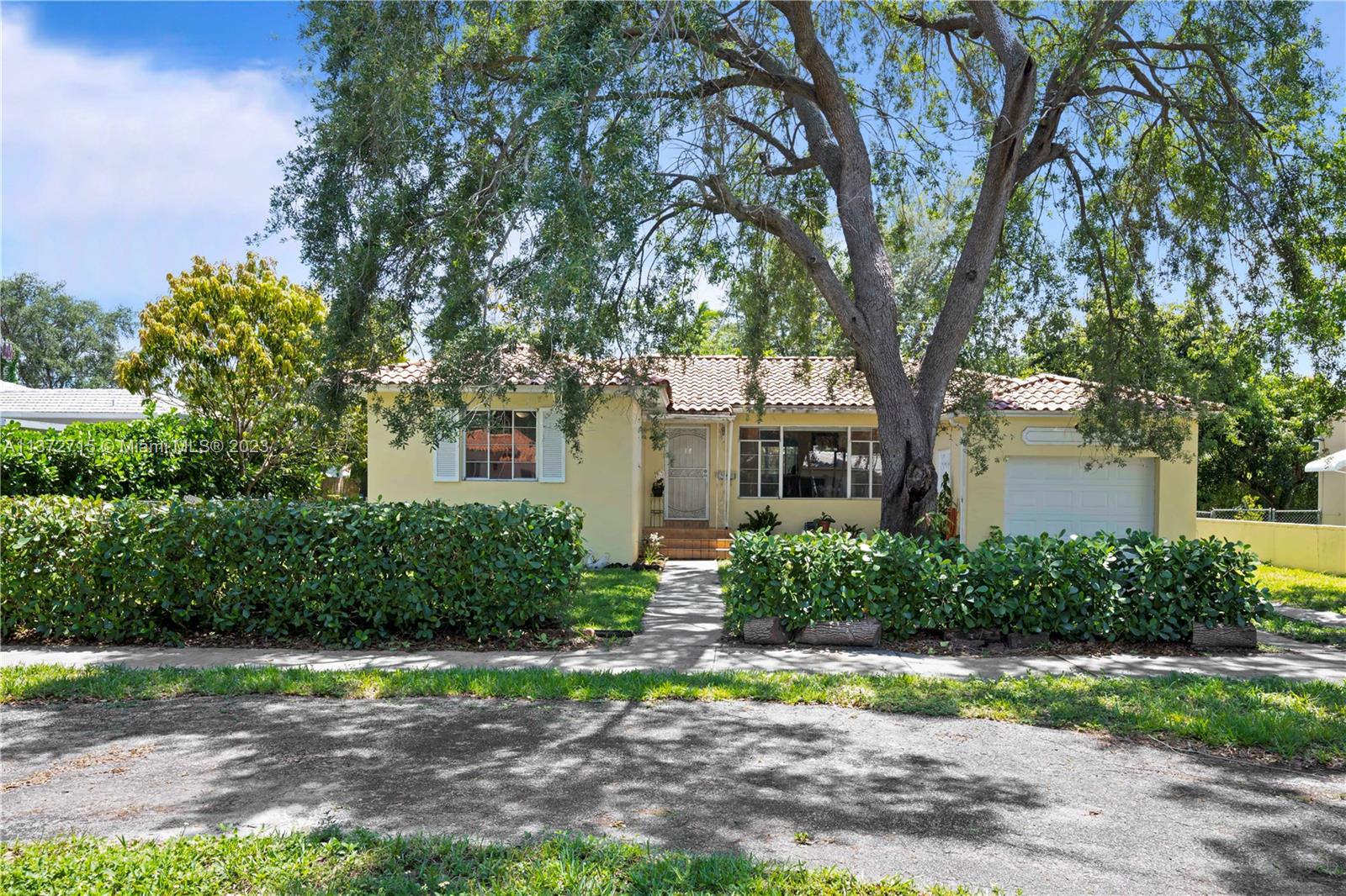 160 NW 104th St  For Sale A11372715, FL