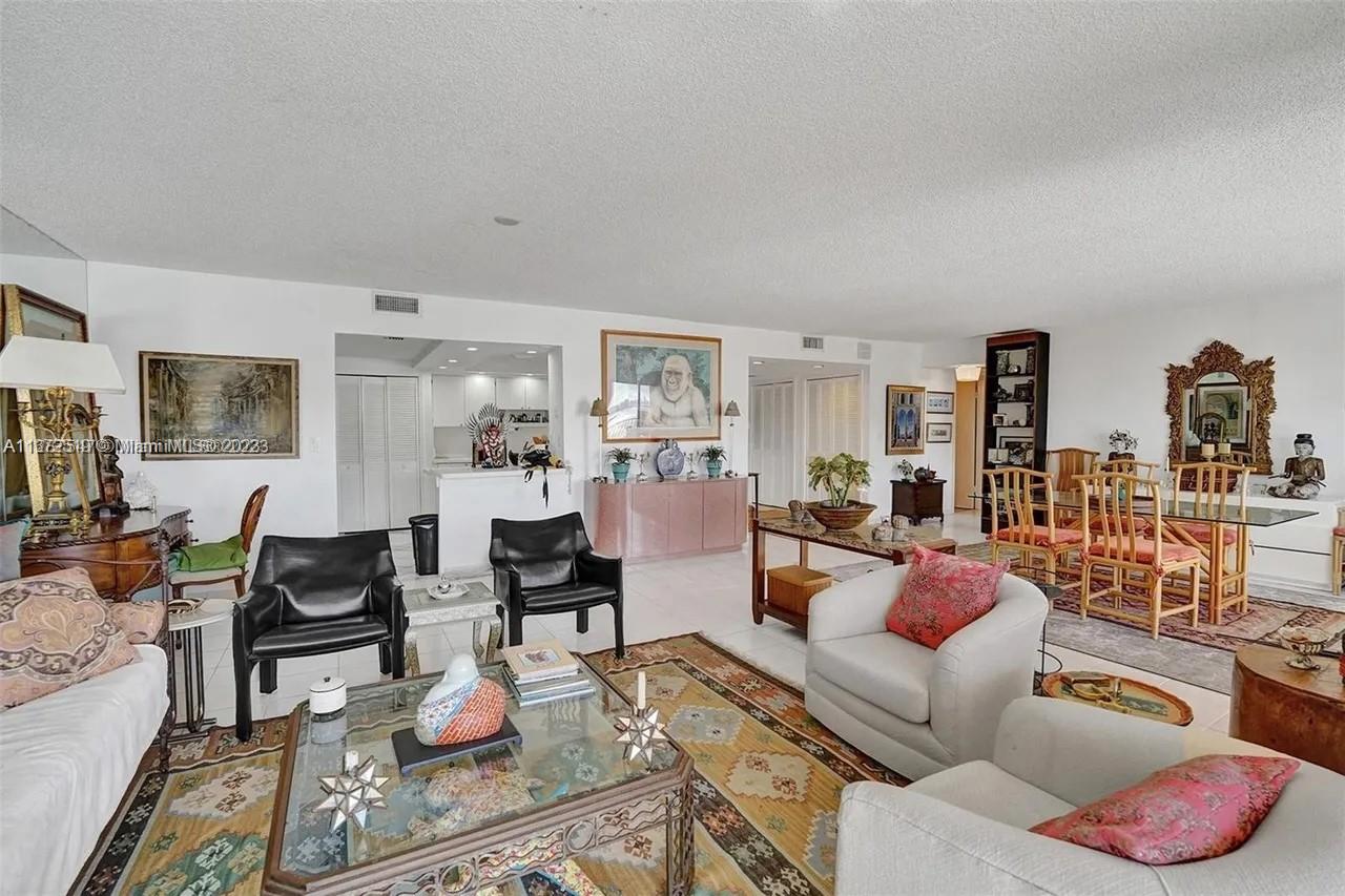 Photo 36 of Cricket Club Condo Apt 2008 in Miami - MLS A11372519