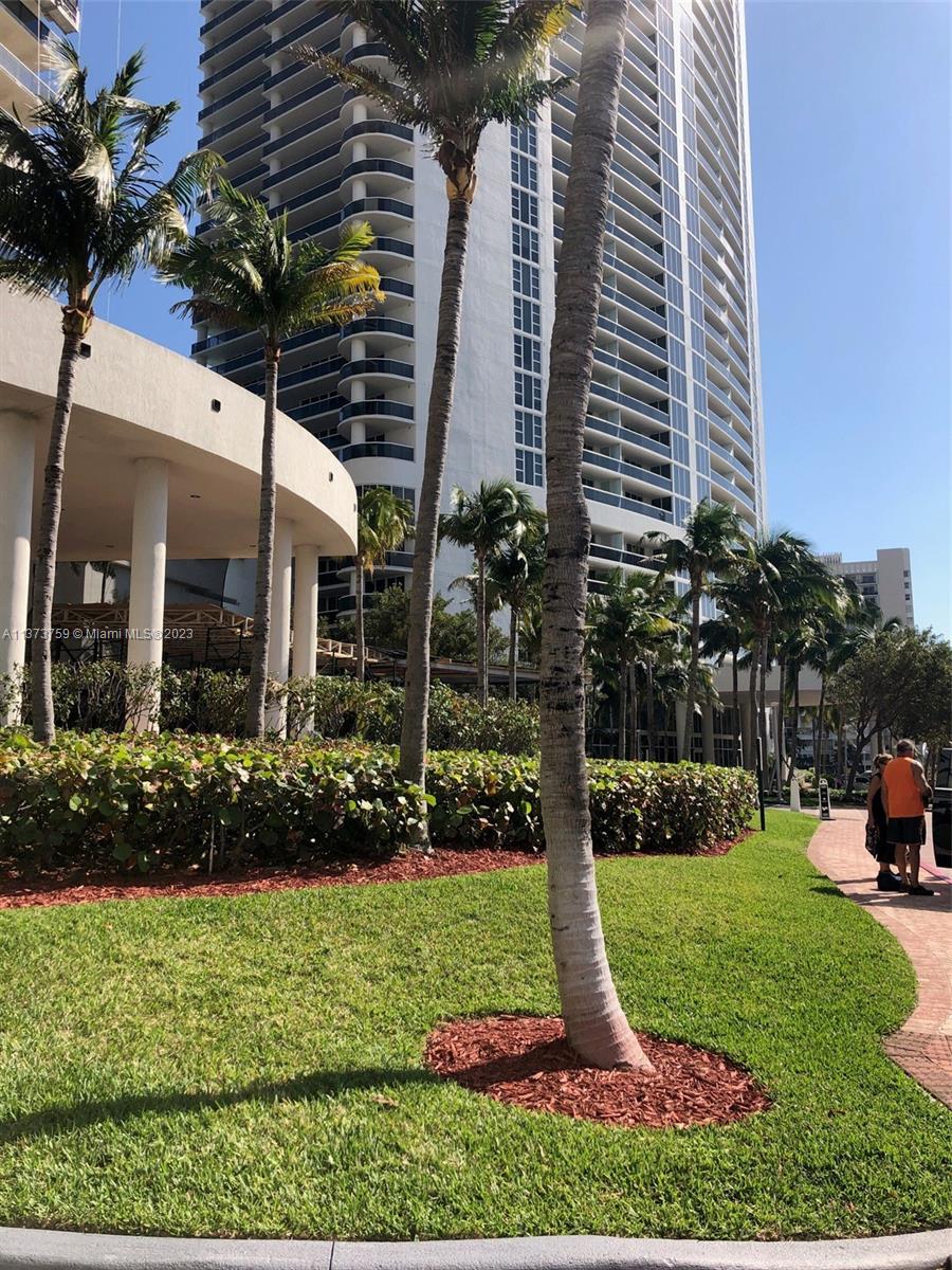 Photo 1 of Beach Club Two Condo Apt 2608 in Hallandale Beach - MLS A11373759