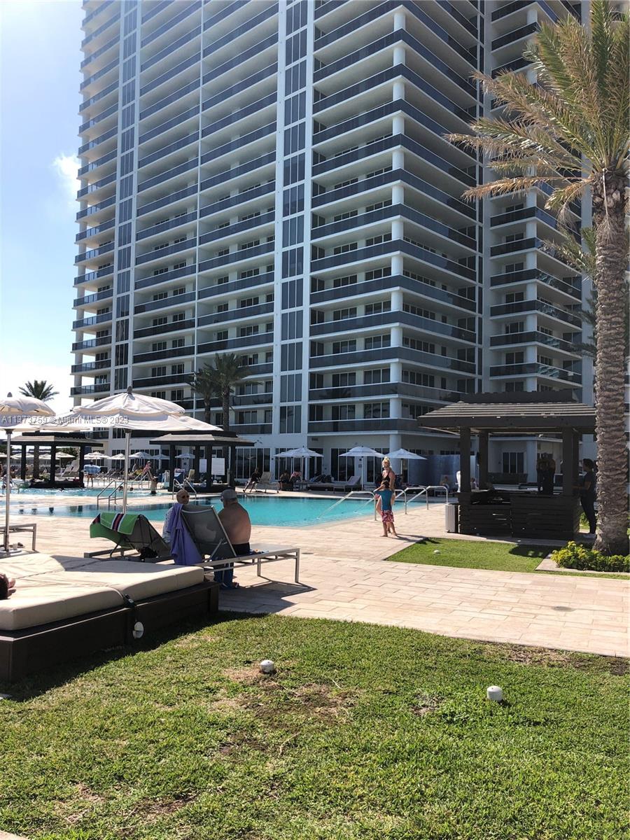 Photo 44 of Beach Club Two Condo Apt 2608 in Hallandale Beach - MLS A11373759