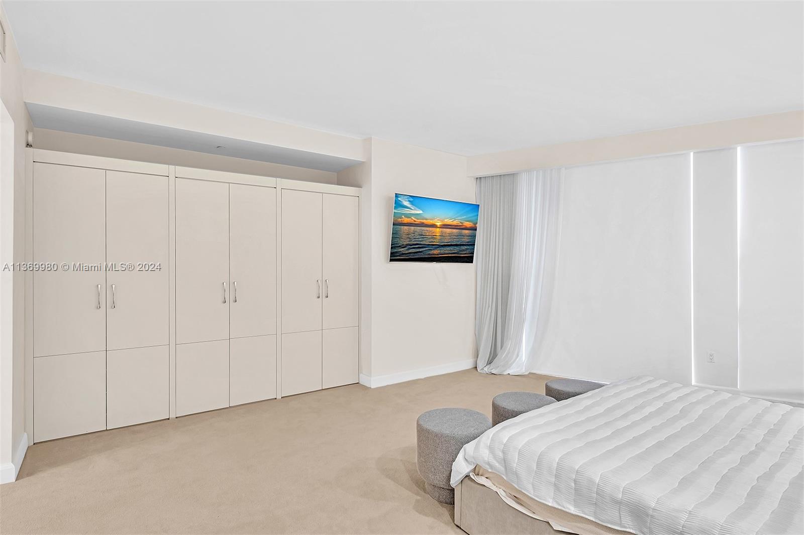 Large Master Bedroom with Direct Ocean views