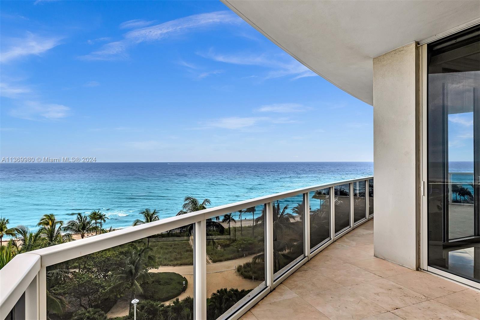 Wraparound Balcony with Direct Ocean Views