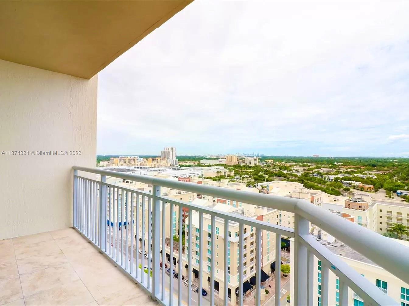 Photo 1 of Metropolis I At Dadeland Apt 1403 in Miami - MLS A11374381