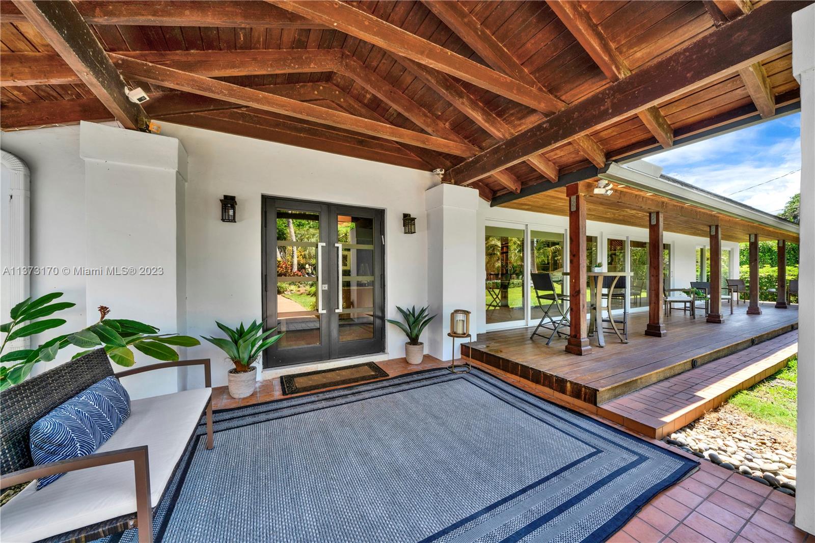 Photo 2 of 7430 131st St in Pinecrest - MLS A11373170
