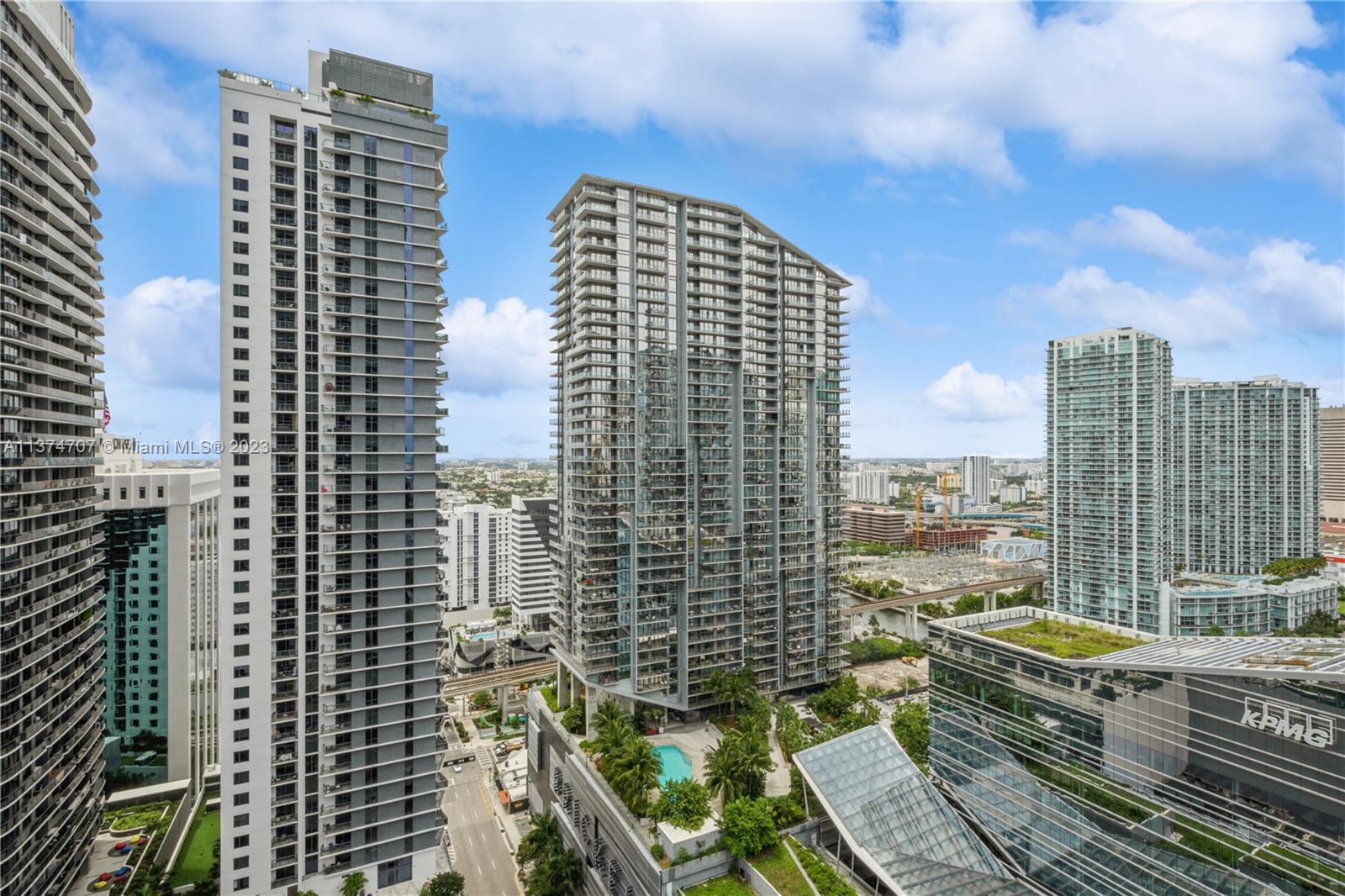 Photo 16 of SLS Lux Apt 3010 in Miami - MLS A11374707