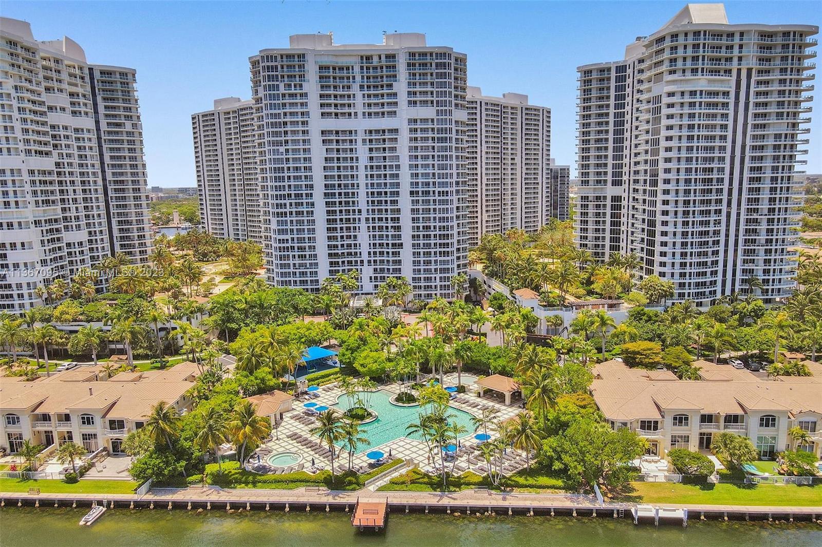 Intracoastal pool