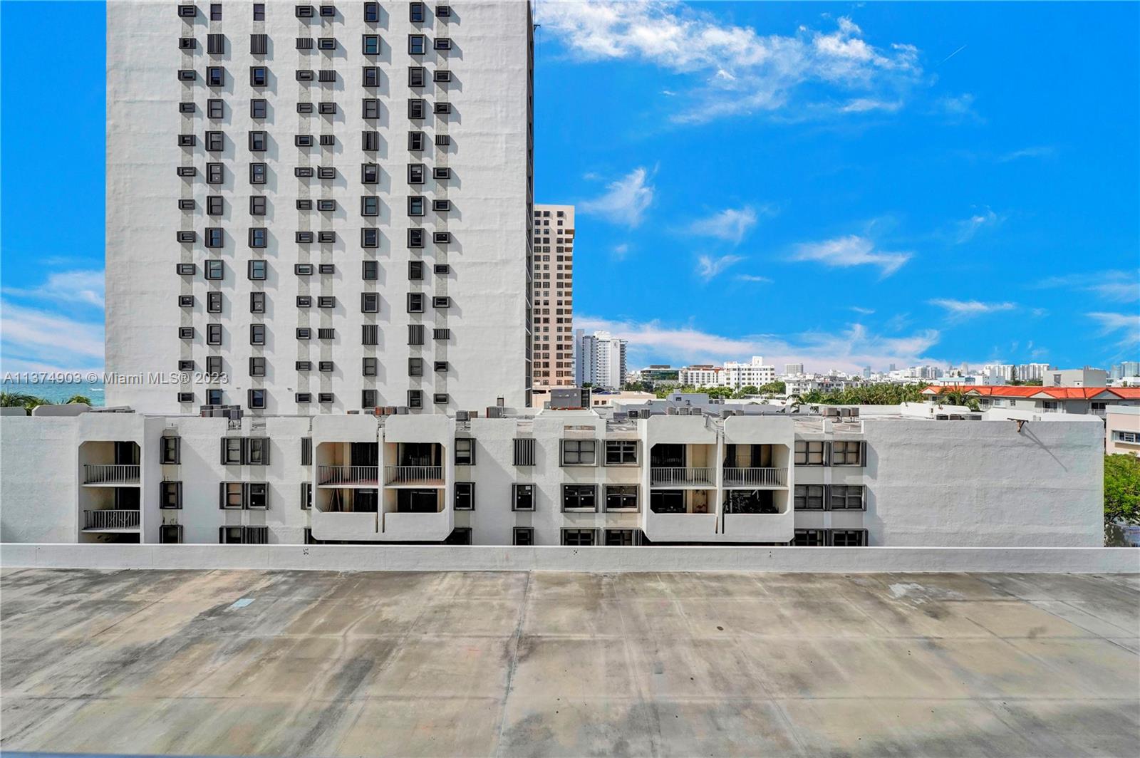 South view over Miami Beach