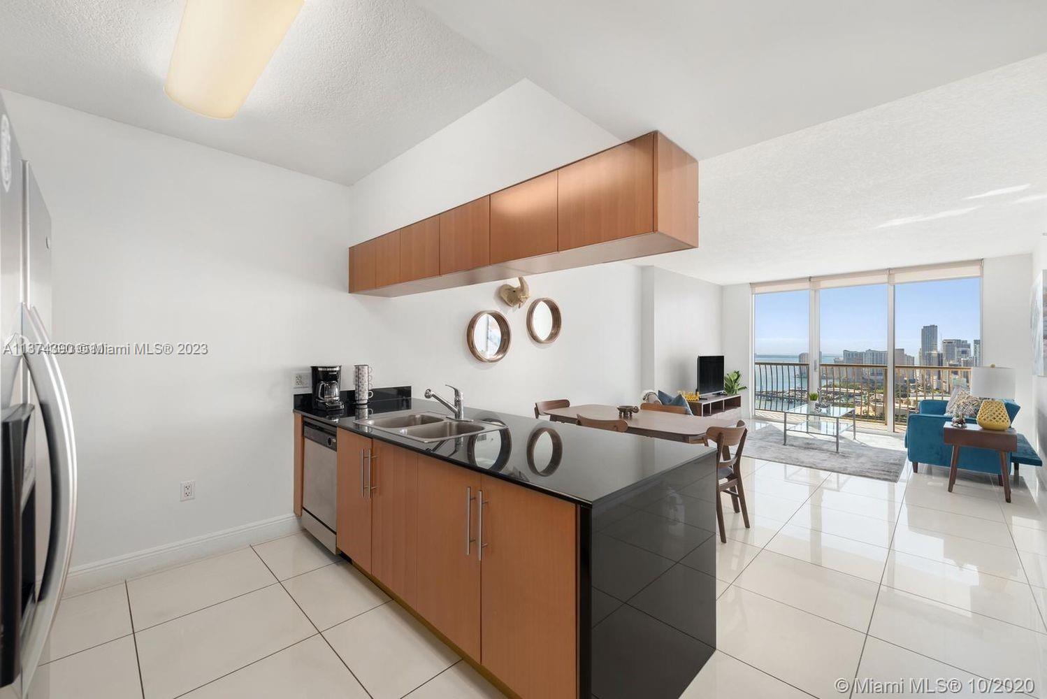 Photo 2 of Opera Tower Apt 5010 in Miami - MLS A11374390