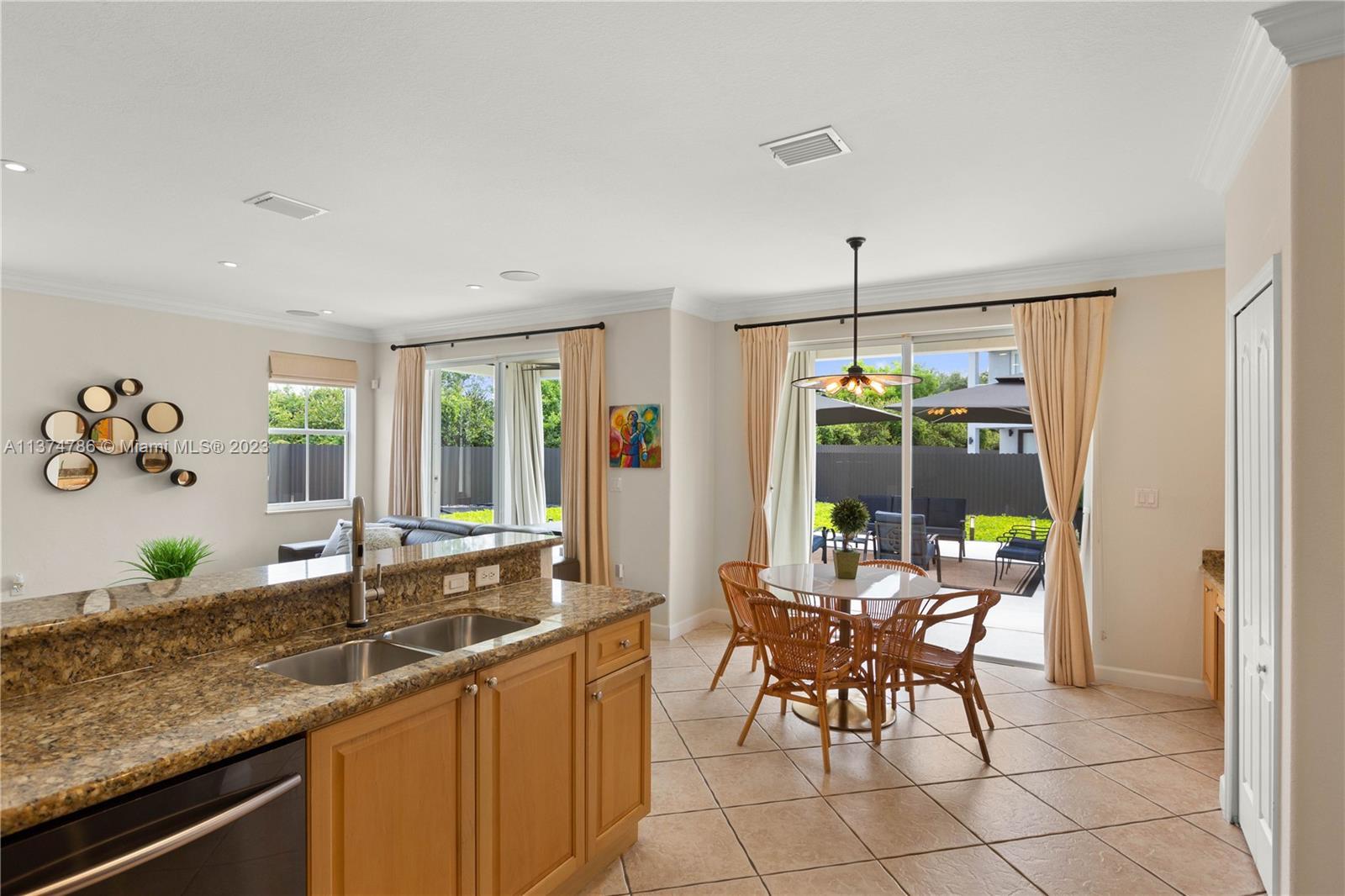 Listing Photo 19