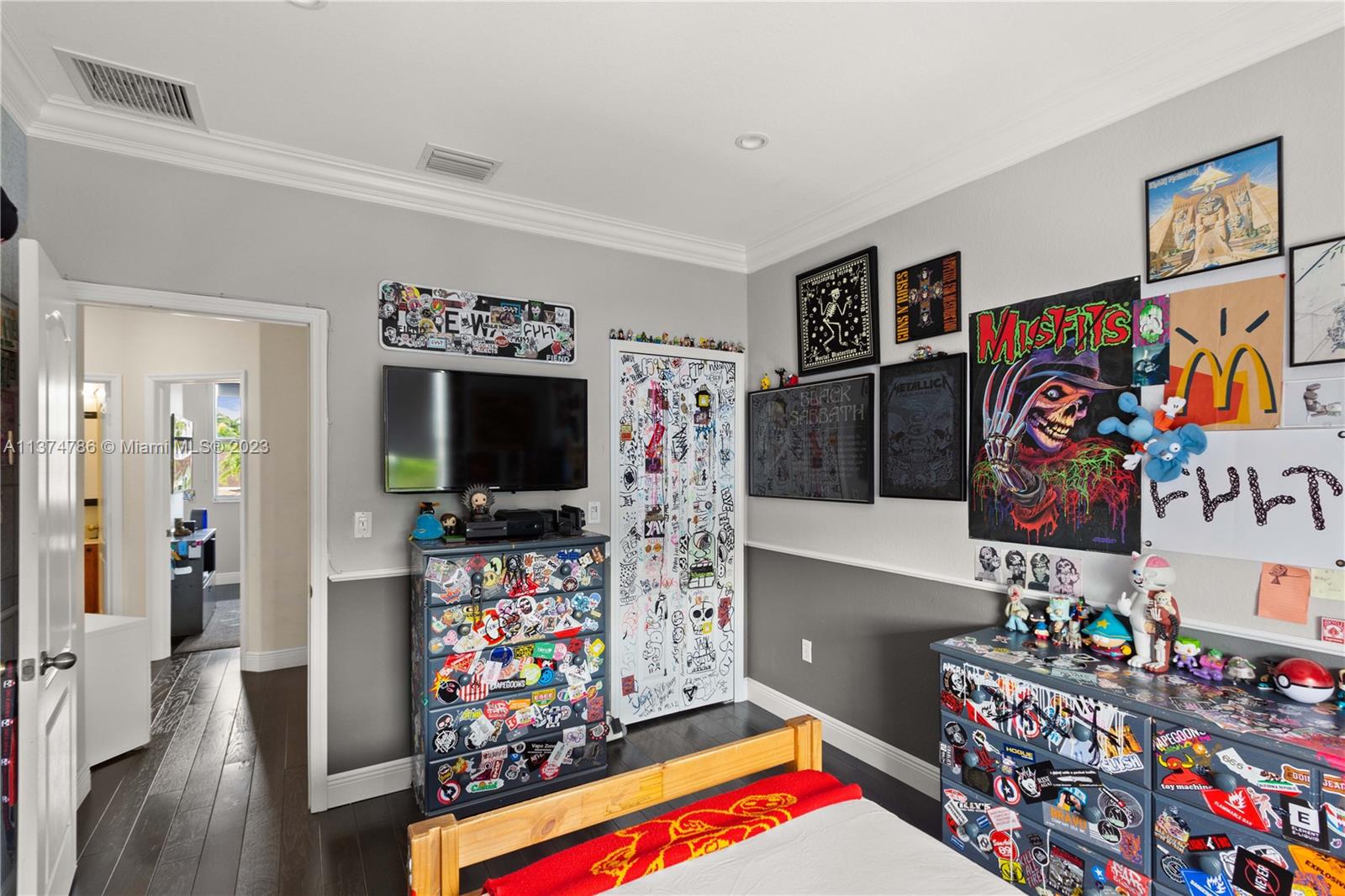 Listing Photo 42