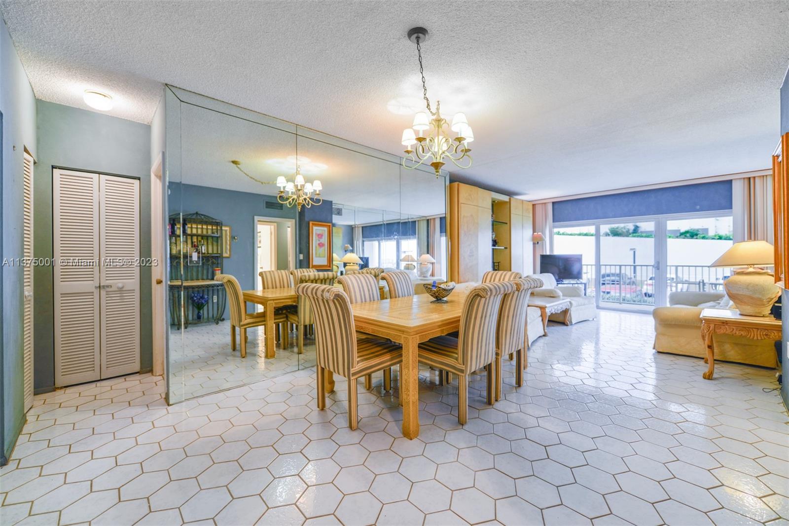 Photo 2 of Hemispheres Condo Apt MC in Hallandale Beach - MLS A11375001