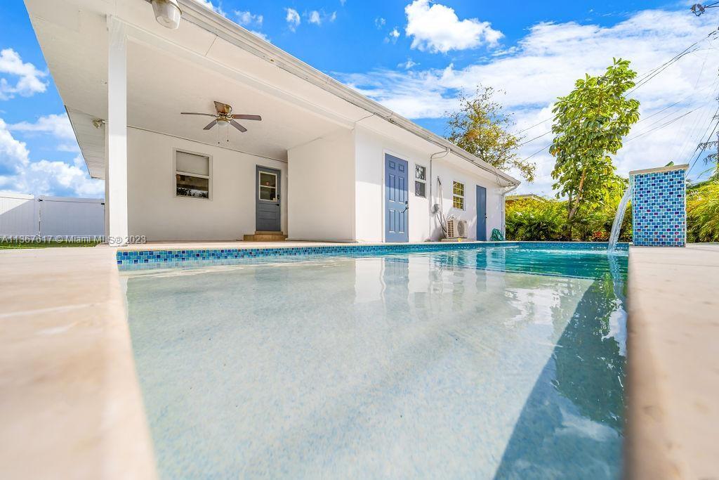 16234 NE 9th Pl, North Miami Beach, FL 33162